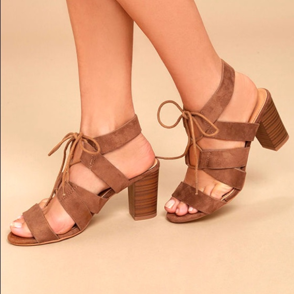 Lulu’s Jelena Heel Sandal - Camel